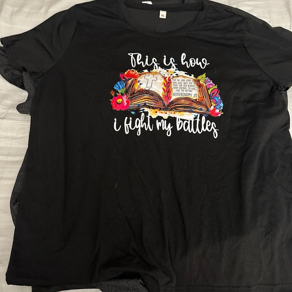 How I Fight My Battles‎ T-Shirt